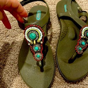 Sandals with high arch